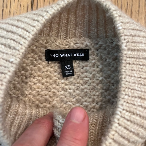 Who What Wear Puff Sleeve Sweater Size XS - Picture 5 of 5